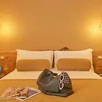 73 Boutique Hotell