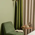 73 Boutique