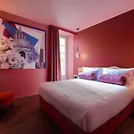 73 Boutique 4*