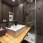 73 Boutique 4* Como