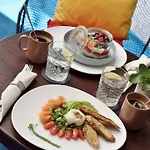 Hotel 73 Boutique
