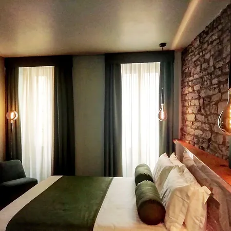 73 Boutique Otel Como
