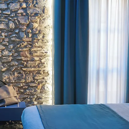 73 Boutique Otel 4*