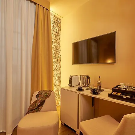 호텔 73 Boutique 4*
