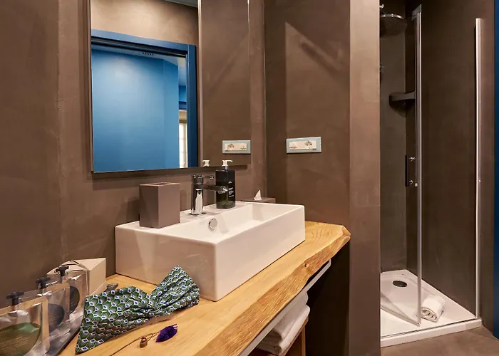 73 Boutique 4* Como